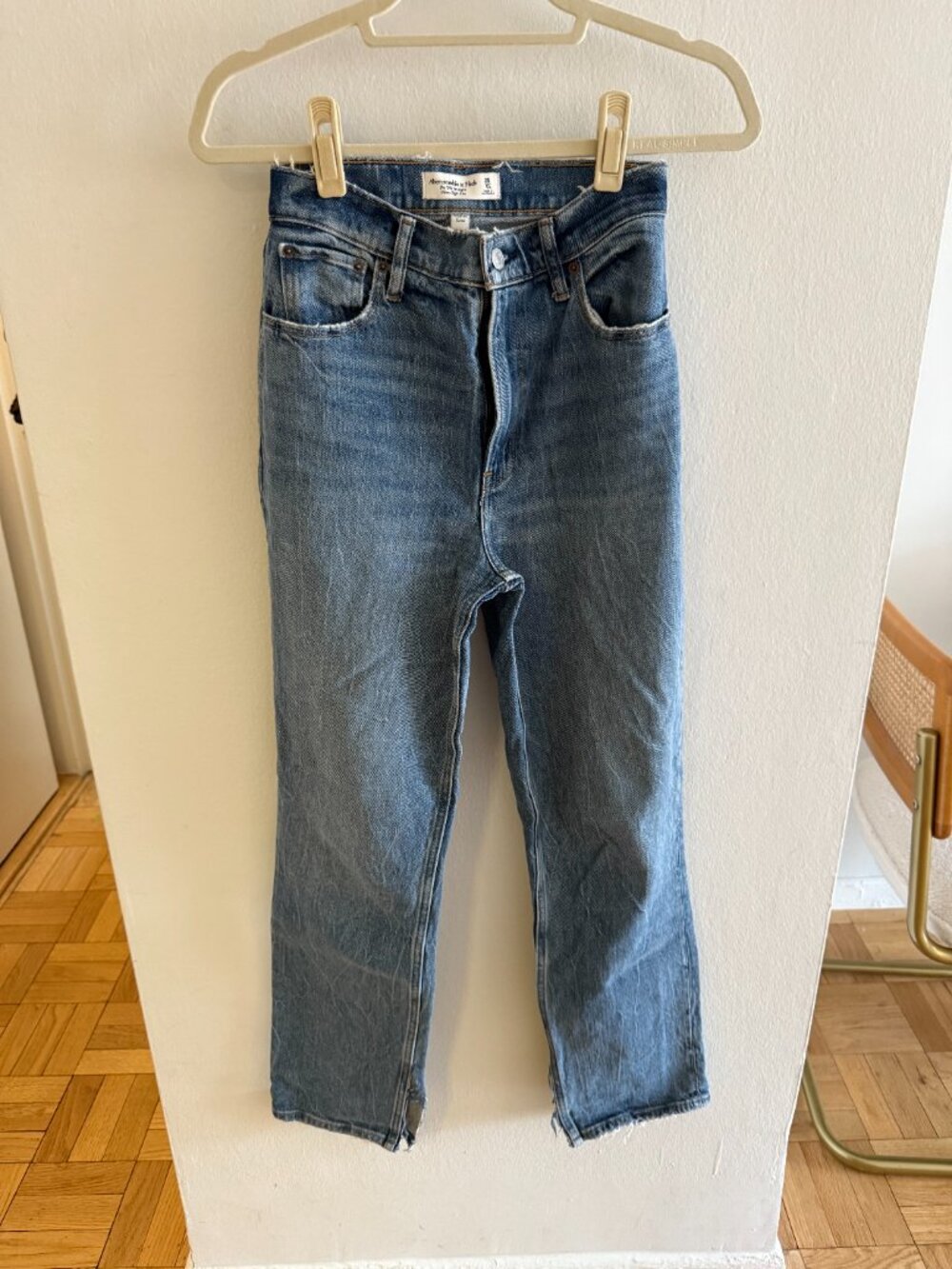 Abercrombie Curve Love 25 Blue Jeans Slit Bottom